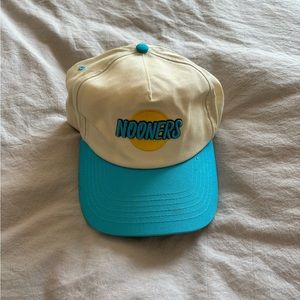 Barstool high noon hat